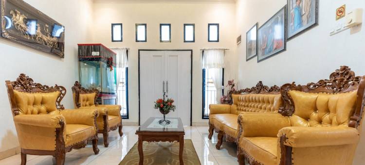 红多兹酒店-皮嘉尤曼帕纳库康3号(RedDoorz @ Pengayoman Panakkukang 3)图片