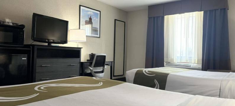 德州米德兰呗盟酒店(Baymont by Wyndham Midland TX)图片