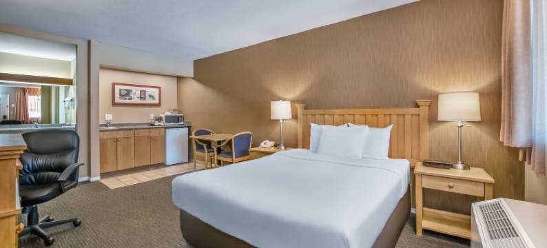 北温哥华凯富套房酒店(Econo Lodge Inn & Suites - North Vancouver)图片