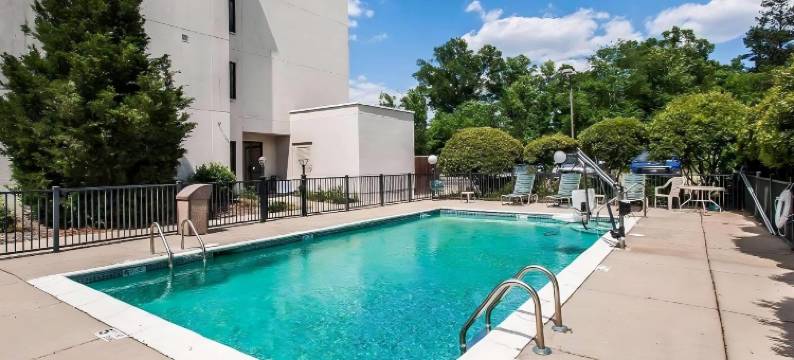 弗洛伍德Travelodge by Wyndham酒店(Travelodge by Wyndham Flowood)图片