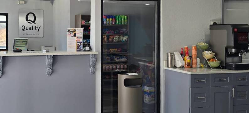 品质套房酒店东点 - 亚特兰大地区(Quality Inn & Suites East Point - Atlanta Area)图片