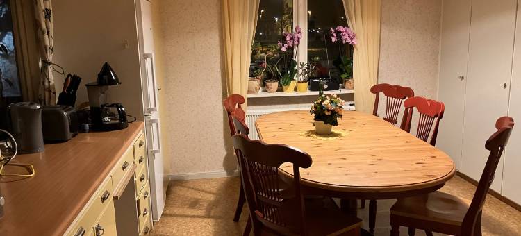 Large family housing图片