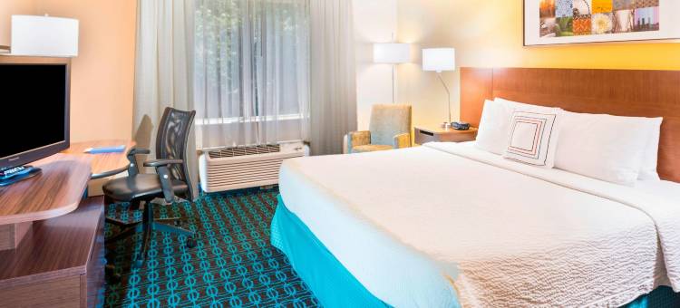 万枫酒店及套房亚特兰大佩里米特中心(Fairfield Inn & Suites Atlanta Perimeter Center)图片