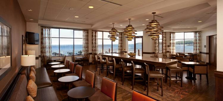 马凯特欢朋水滨酒店(Hampton Inn Marquette/Waterfront)图片