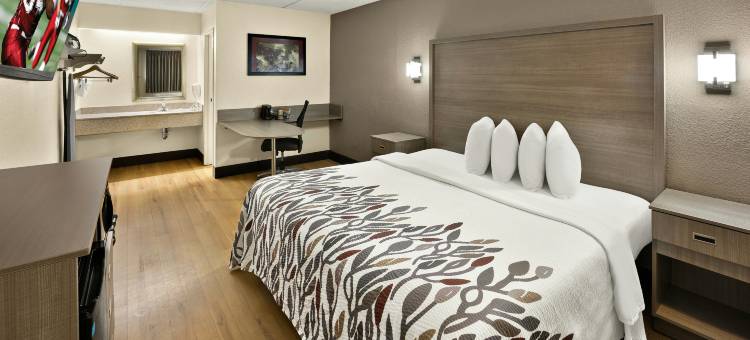 教堂山红顶酒店-UNC(Red Roof Inn Chapel Hill - UNC)图片