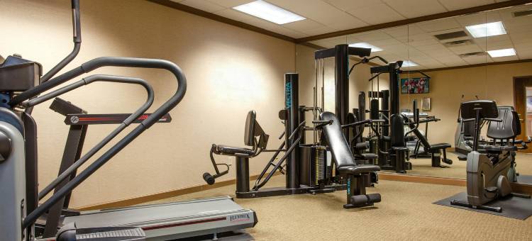 迪卡尔布红顶套房酒店(Red Roof Inn & Suites DeKalb)图片
