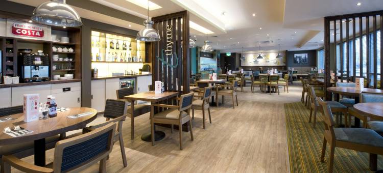 普瑞米尔奇平诺顿酒店(Premier Inn Chipping Norton)图片