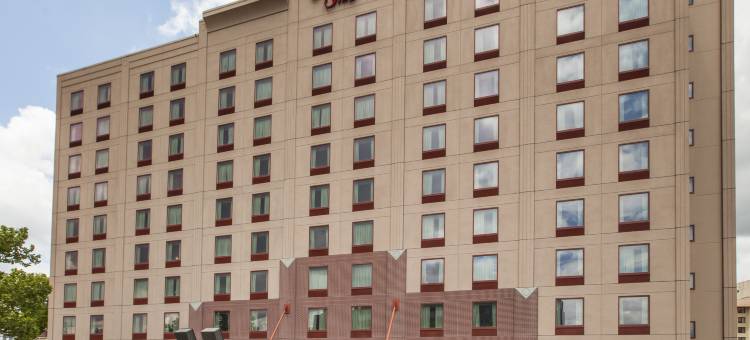 纽约拉瓜迪亚机场希尔顿欢朋酒店(Hampton Inn New York - LaGuardia Airport)图片