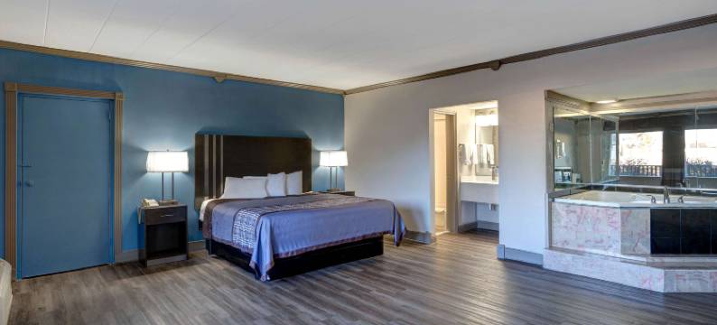 北卡罗莱纳伯灵顿 6 号汽车旅馆(Motel 6 Burlington, NC)图片