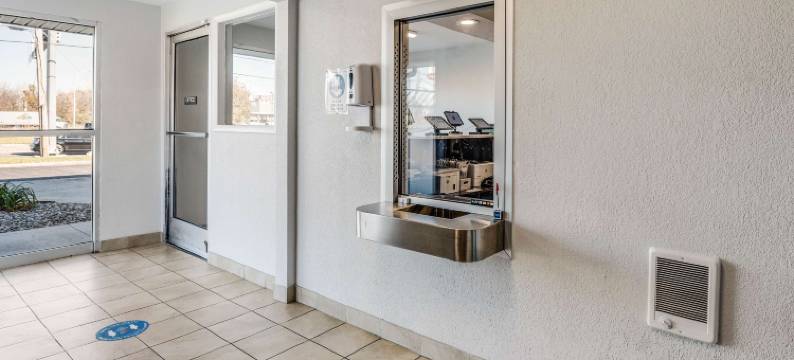 韦恩堡6号汽车旅馆(Motel 6 Fort Wayne, IN)图片