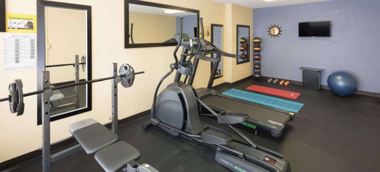 麦迪逊戴斯酒店(Days Inn by Wyndham Madison)图片