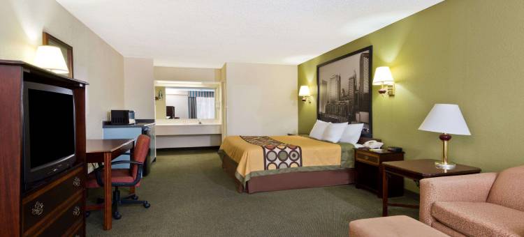 亨特斯维尔-夏洛特地区温德姆速8酒店(Super 8 by Wyndham Huntersville/Charlotte Area)图片