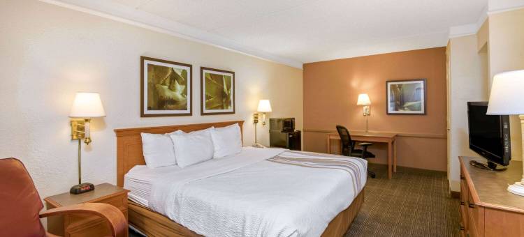 圣安东尼奥市场广场拉昆塔温德姆酒店(La Quinta Inn by Wyndham San Antonio Market Square)图片