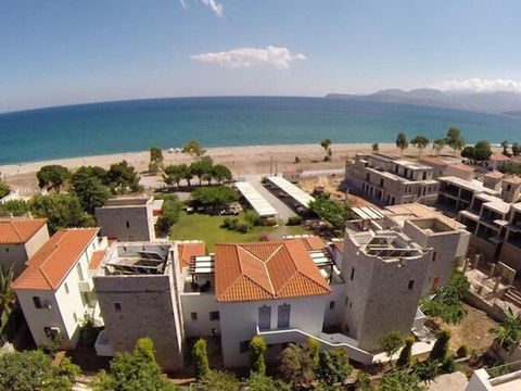 斯塔夫罗斯陶诺陶酒店