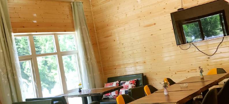 四姑娘山云溪谷客栈图片