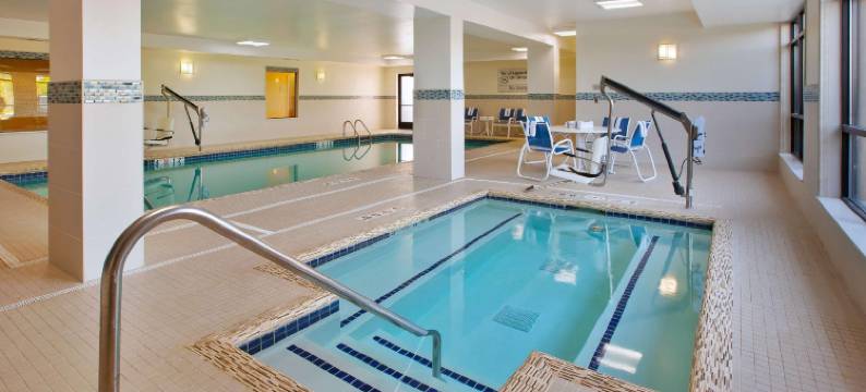 希尔顿欢朋酒店-底特律诺维(Hampton Inn by Hilton Commerce Novi)图片