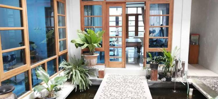 蒂莱民宿清真-日惹红门酒店合作(Tiray Homestay Syariah Yogyakarta Mitra RedDoorz)图片