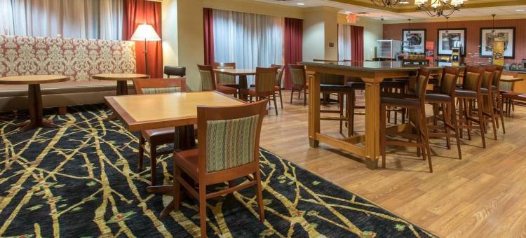 希尔顿欢朋酒店-夏洛特马修斯(Hampton Inn Charlotte/Matthews)图片