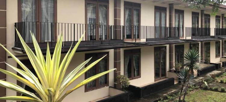 红伙伴普卡克绿谷别墅(Villa Green Valley Puncak RedPartner)图片