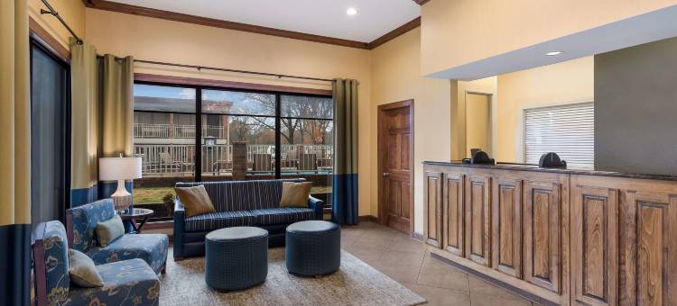 胜者圈贝斯特韦斯特酒店(Best Western Winners Circle)图片