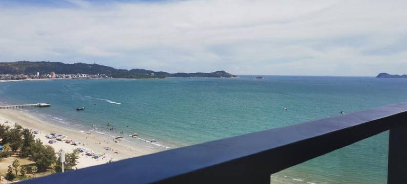 惠州万科双月湾二期楼王21栋21楼海景民宿图片