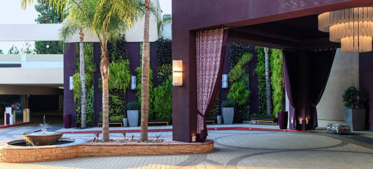 哥斯大米萨艺术大道臻品之选酒店(Avenue of The Arts Costa Mesa, a Tribute Portfolio Hotel)图片
