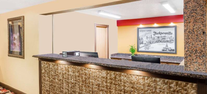杰克逊维尔速8酒店(Super 8 by Wyndham Jacksonville)图片