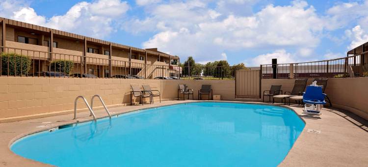 佩奇骑士酒店(Knights Inn Page)图片