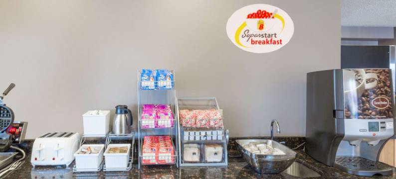 卡罗尔东速8酒店(Super 8 by Wyndham Carroll/East)图片