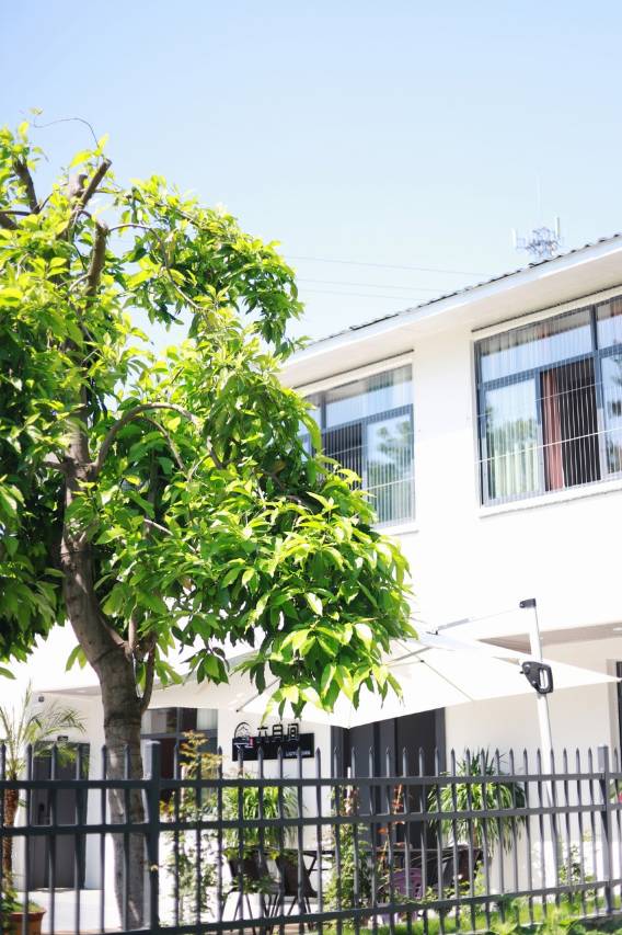 宜宾六月间·庭轩赏景·逸趣温馨美宿(李庄古镇景区店)图片