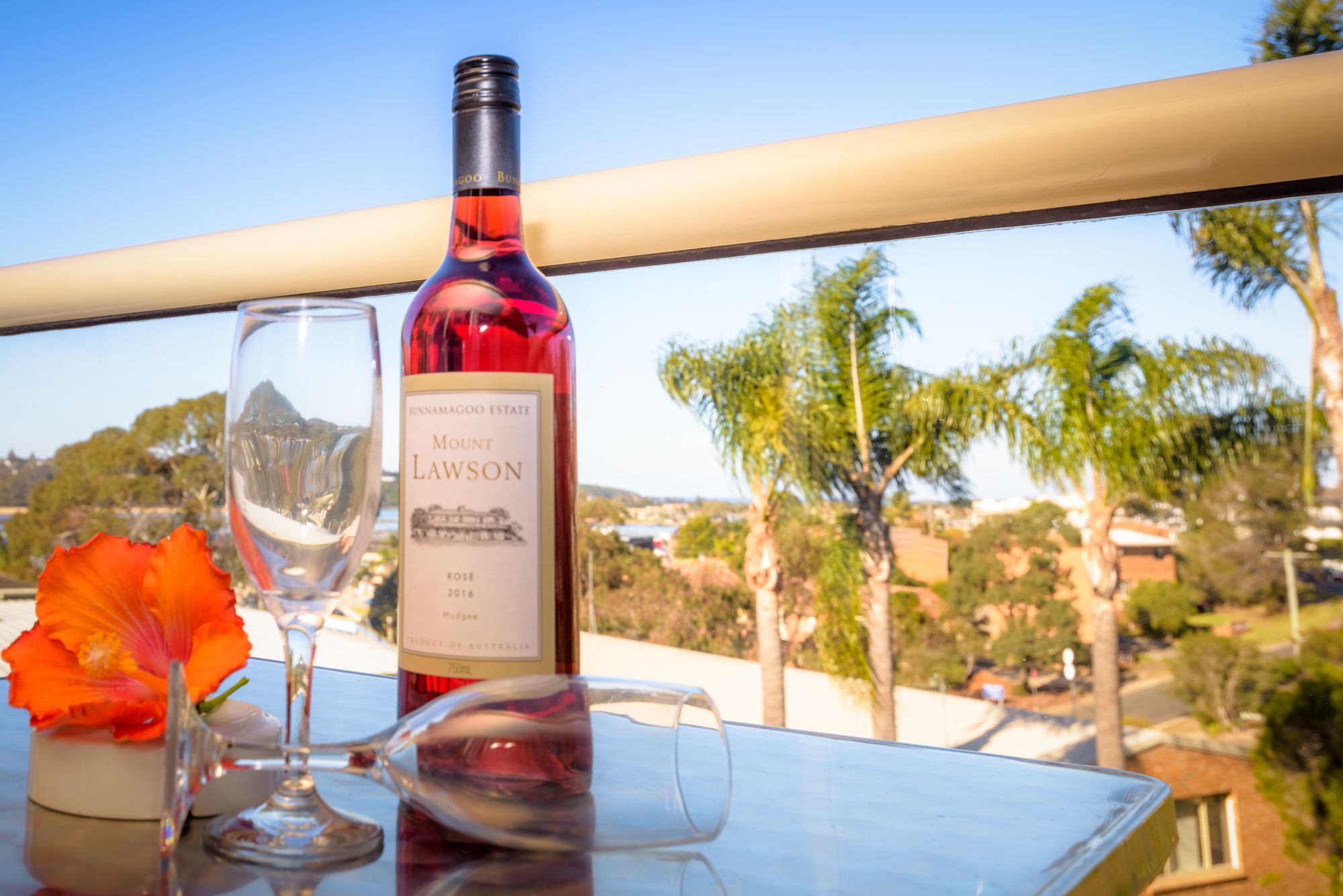 Sapphire Waters Motor Inn Over view