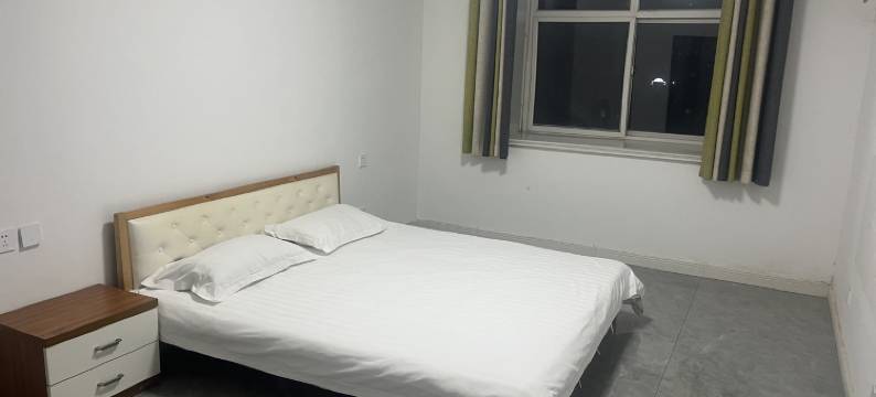 房东七七七七公寓(西平北街分店)图片