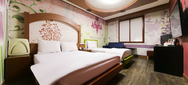 新格兰德酒店(New Grand Hotel)图片