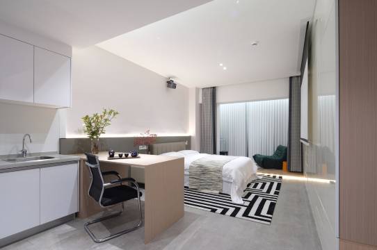 见山居欢欢哥公寓(常丰街分店)