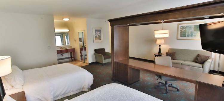 米德尔伯里欢朋套房酒店(Hampton Inn & Suites Middlebury)图片