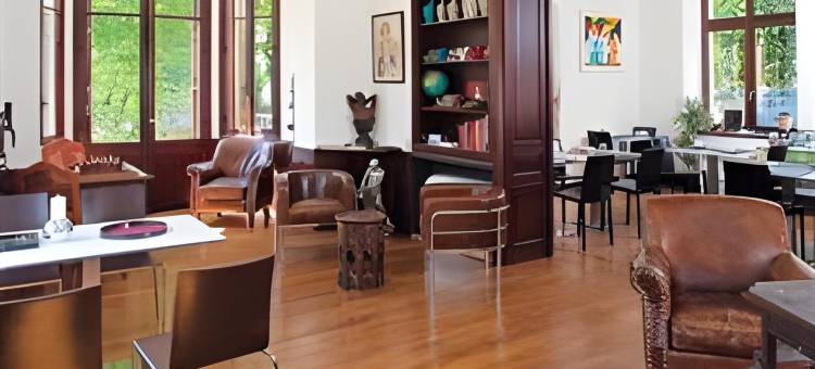 艾格尼丝庄园酒店(Le Manoir d'Agnès Logis hôtel Restaurant)图片