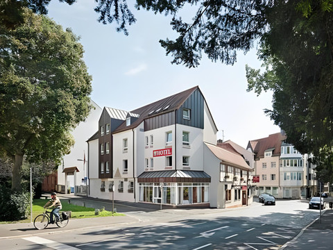 祖姆黄金奥森,城堡花园酒店&旅馆