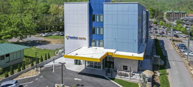 舒适酒店套房(Comfort Suites Gatlinburg Downtown-Convention Center)图片