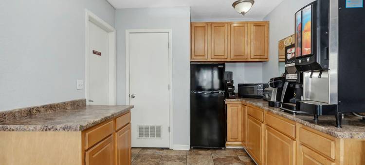 格罗夫城 旅行旅馆 哥伦布南(Grove City Travel Inn Columbus South)图片