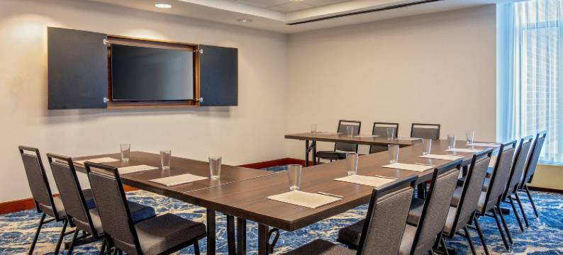 居家波士顿港都铎码头酒店(Residence Inn by Marriott Boston Harbor on Tudor Wharf)图片