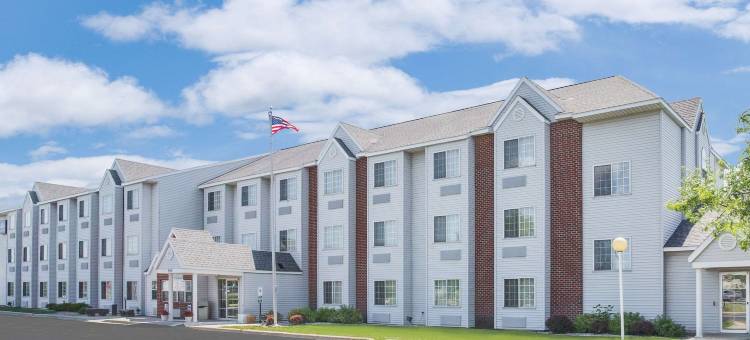 丰迪拉克温德姆麦客达套房酒店(Microtel Inn & Suites by Wyndham Fond du Lac)图片