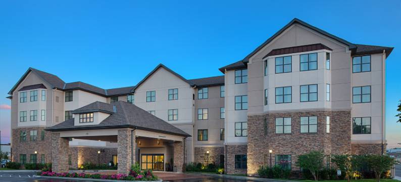 纽约州卡尔珀雷斯-加登城Homewood Suites by Hilton(Homewood Suites by Hilton Carle Place - Garden City)图片