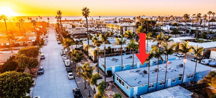 Newly remodeled PB Home w/ AC, King Beds - 2blocks2beach - Sleeps 24 - Parking图片