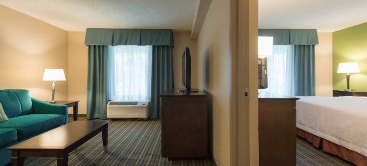 布鲁克斯维尔戴德城希尔顿欢朋酒店(Hampton Inn Brooksville)图片