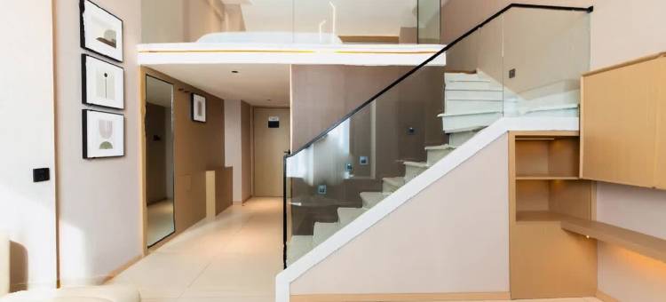 时致月格美宿(郑州大学地铁站正弘汇店)图片