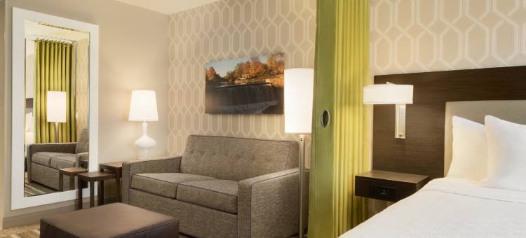 希尔顿惠庭酒店-密尔沃基梅诺莫尼福尔斯(Home2 Suites by Hilton Menomonee Falls Milwaukee)图片