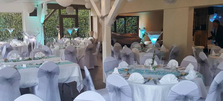 皮耶雷多里斯区酒店(Hôtel Domaine des Pierres Dorées)图片