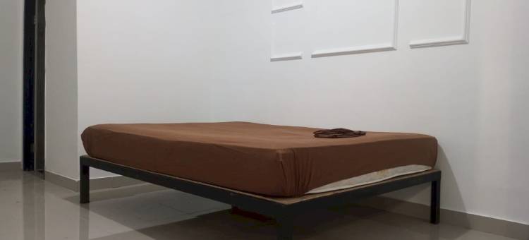 OYO 94032 JM旅馆2号近卡拉旺车站(Hotel O Jm Guest House 2NearStasiun Karawang)图片