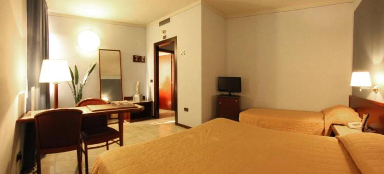 论坛酒店(Hotel Forum)图片