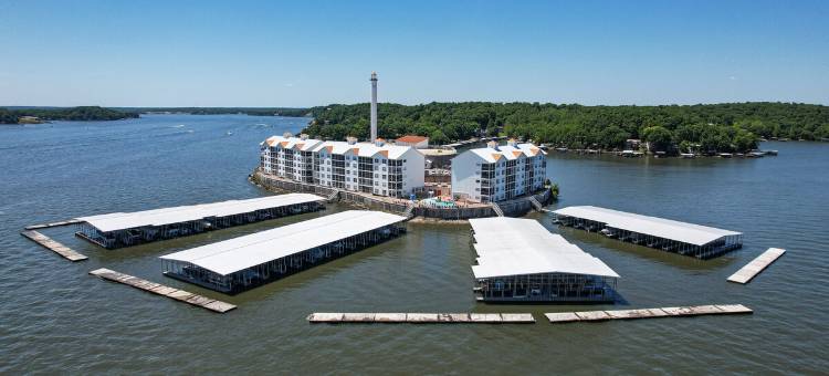 Zero Entry Pool and Elevated Views - Stunning Lakefront Oasis图片